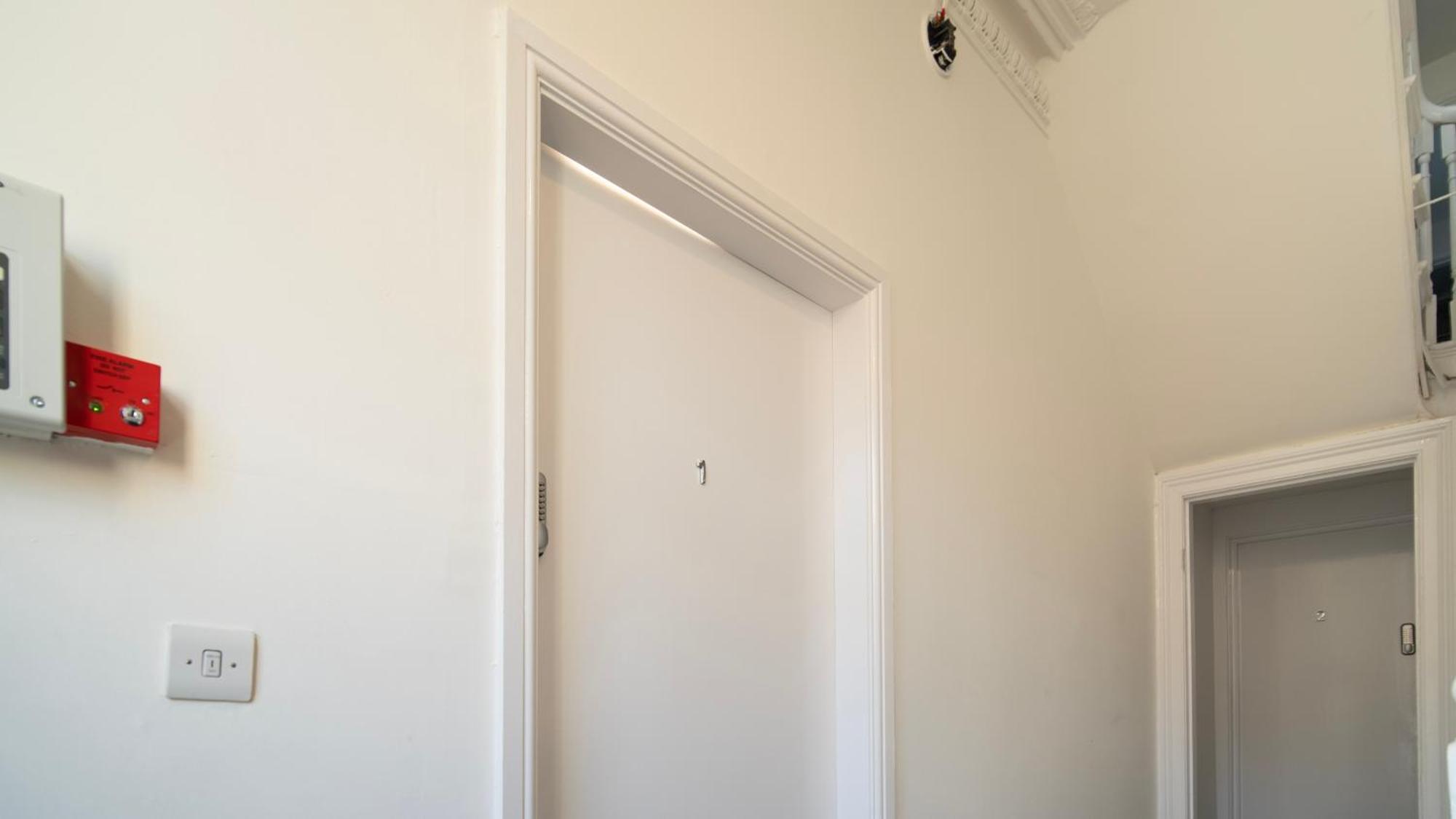 Yss The Church 2 Apartments 雷德卡 外观 照片